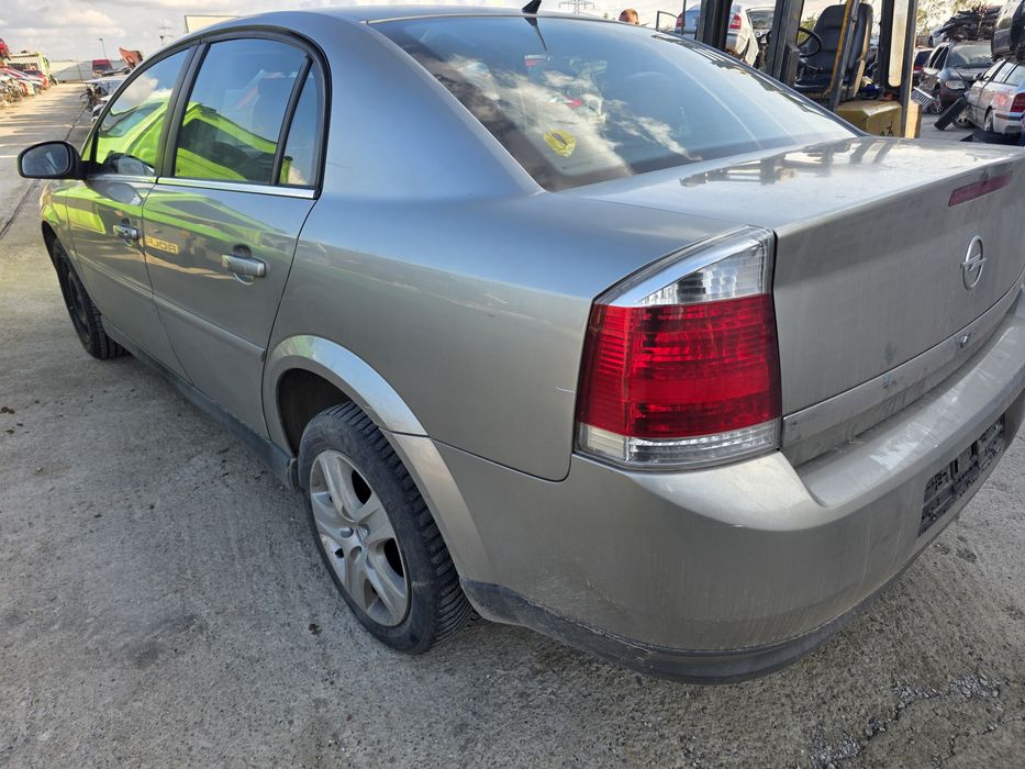 Dezmembrez Opel Vectra c 1.8i 1.9cdti 2.2i