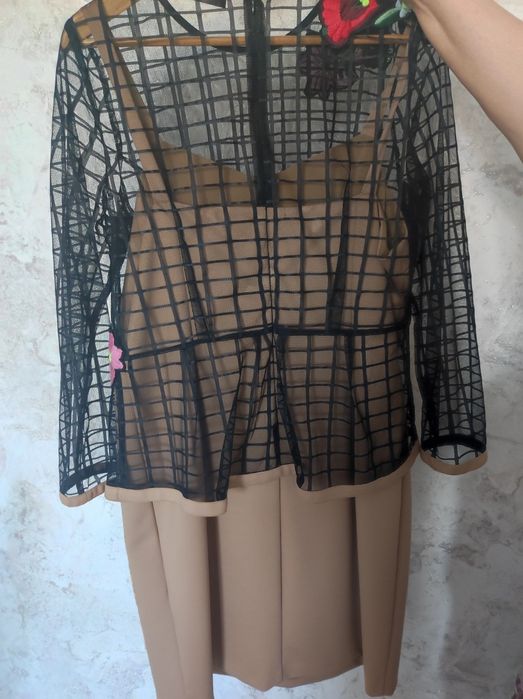 Продам платье женское