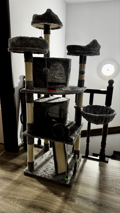 Andamblu de joaca pentru pisici nou