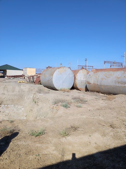 Емкост Цистерна сотилади