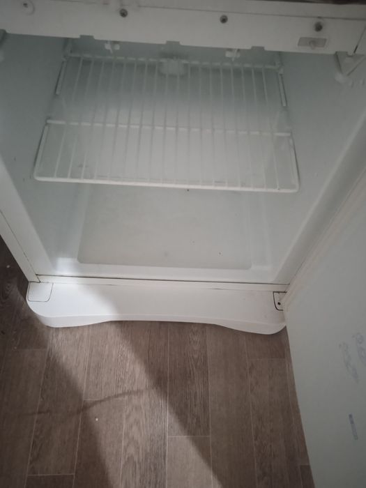 Холодильник INDESIT