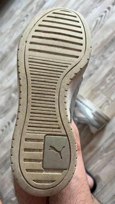 Продавам обувки Пума