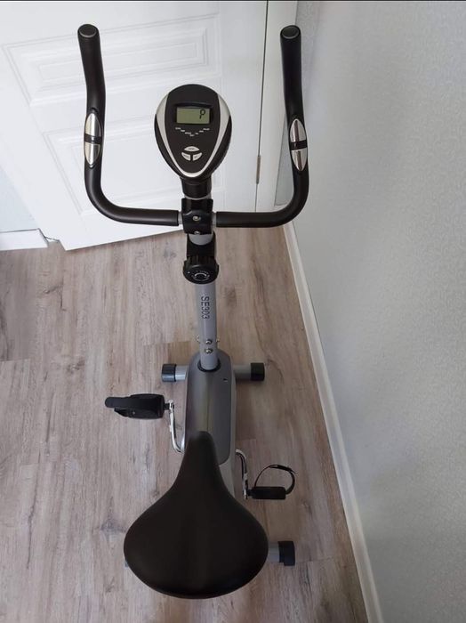 Велотренажёр  в отличном состояние