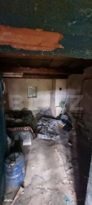 Casa cu doua corpuri