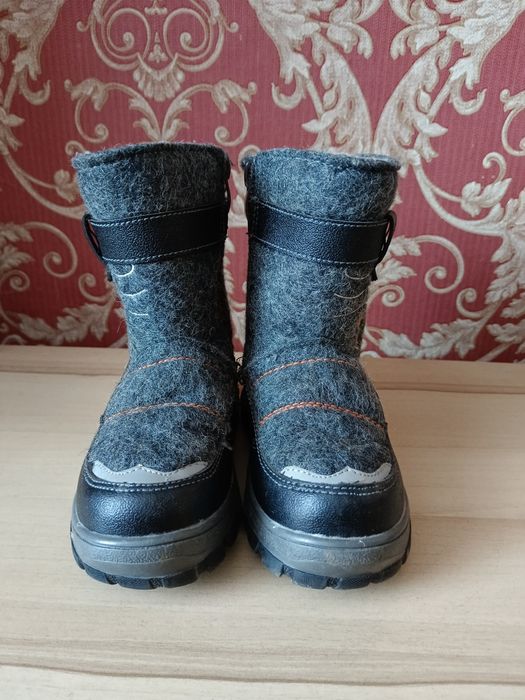 Продам детские валенки