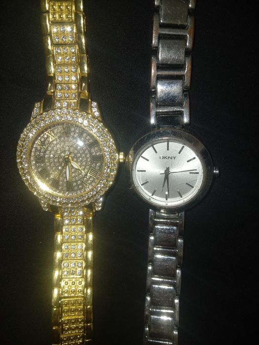 Женские наручные часы