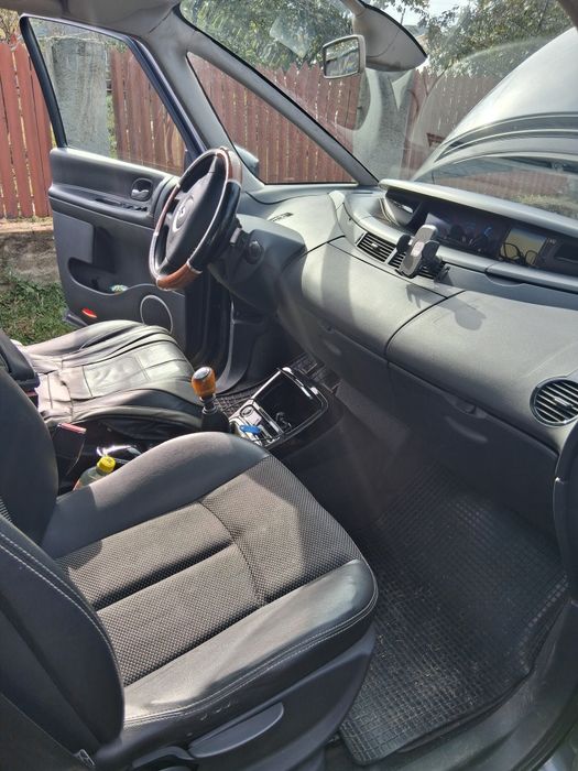 Renault Espace 2.0 dCi | Plafon Panoramic | 7 Locuri / Foarte Spațioasă | Stare Bună Cash sau Variante