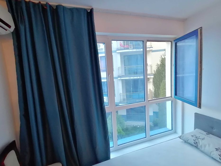 Студио в комплекс Блу бей Поморие