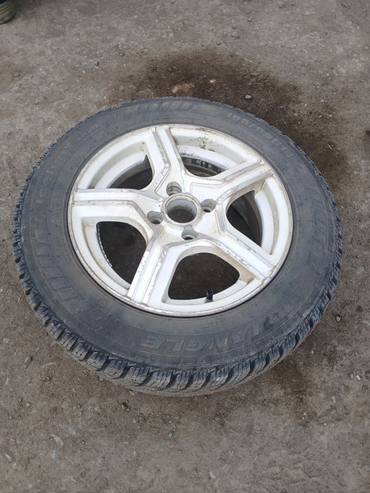 Продам диски с зимой