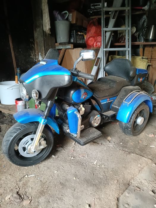 Продам детский элекро мотоцикл.