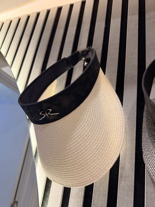 Stoyan Radichev стоян радичев шапки