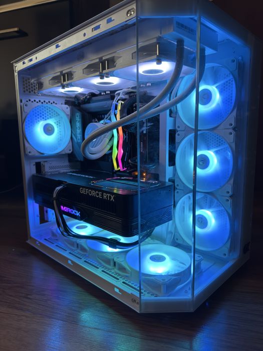 Геймърски компютър/ I9 13900K/Водно/64GB/RTX 5080/2TB SSD