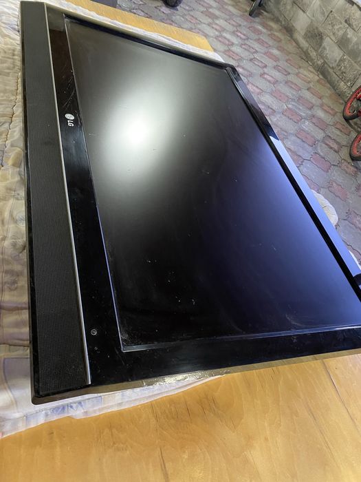 Продам телевизор в идеальном состоянии