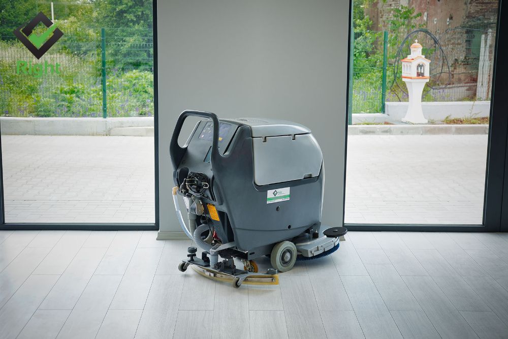 Машина за почистване на под на батерии - Nilfisk BA 531