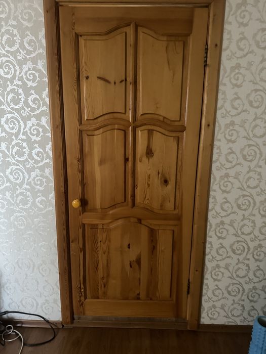 Продам двери в хорошем состояний