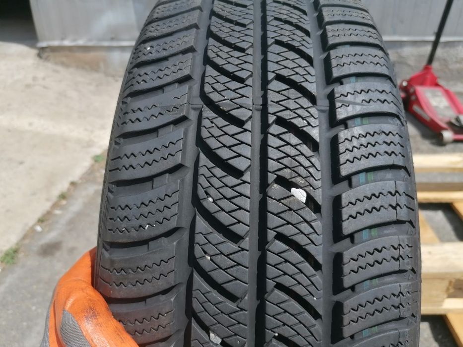 195/60/16 С Континентал ДОТ 2013 г