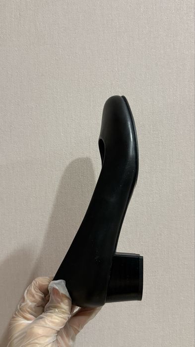 Продам туфли Tamaris, Skypro кожанные