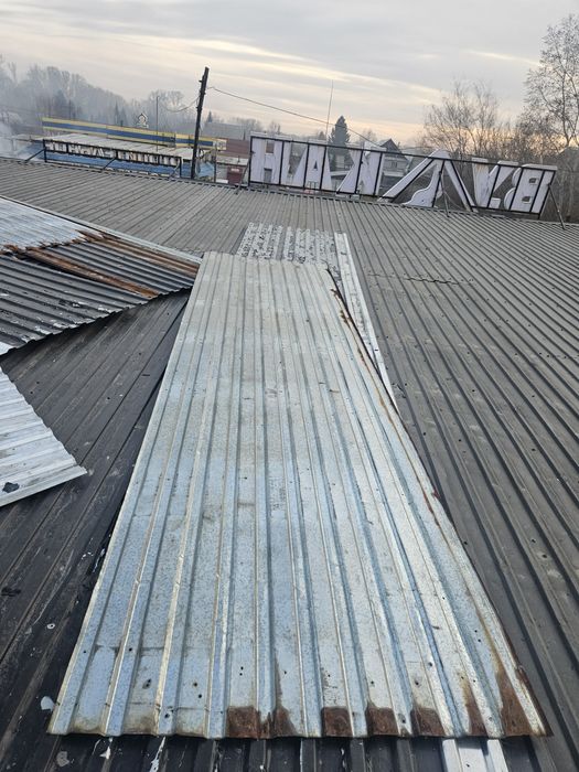 Продам профлист хорошем состояний с крыши