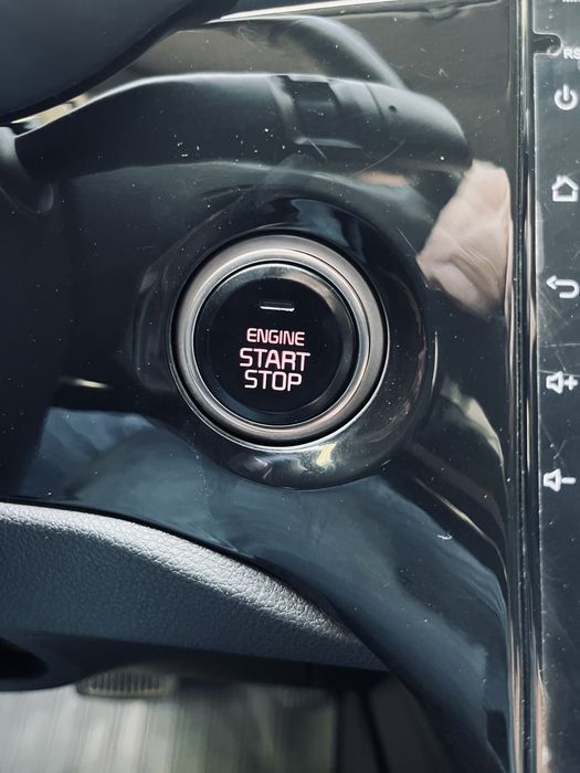 Продам Kia Rio X line