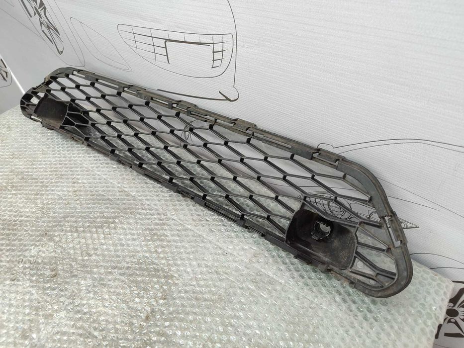 Grila Bara Fata Nissan X-Trail (T32) SUV 2014–2017 / Cod OEM 622544CC0A (4B2)
