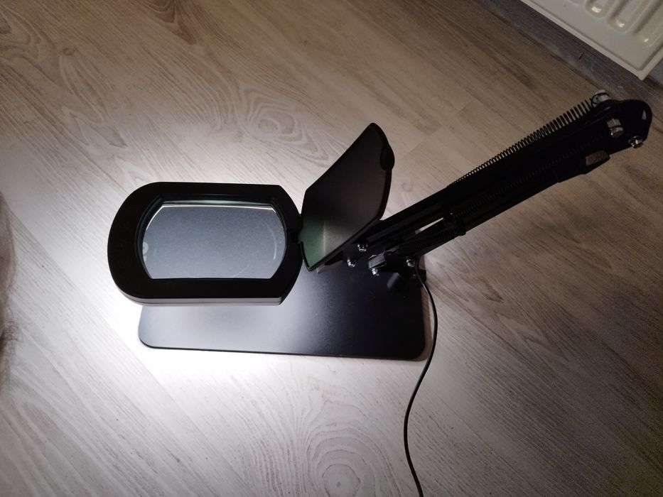 Lampă Cu Lupă Dreptunghiulară XL Onlyneo MAGN100BK 10X, Cu Talpă De Birou, Neagră
