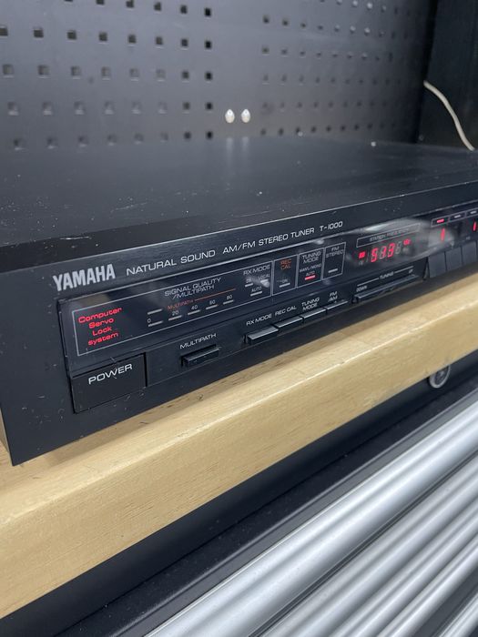 Tuner yamaha t-1000