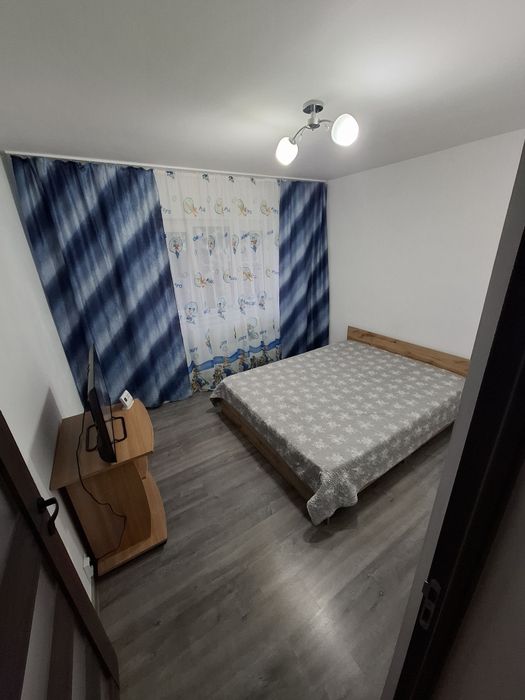 Închiriez apartament cu 2camere