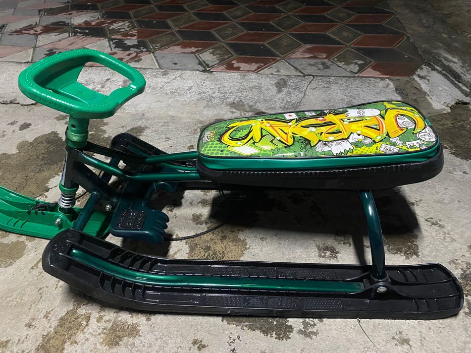 Снегокат в отличном состоянии