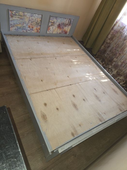 Кровать двухспальная