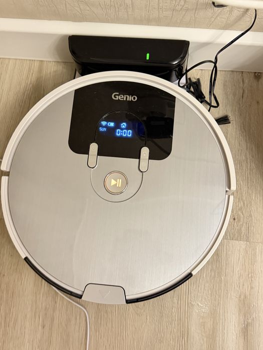 продам робот пылесос