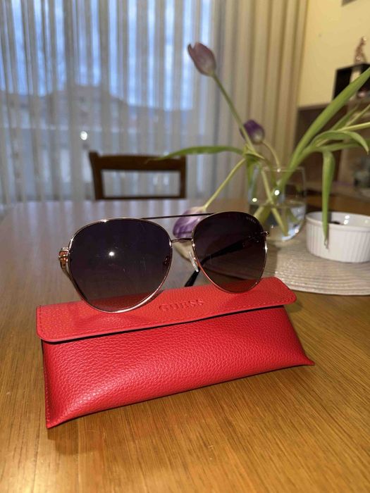 Слънчеви очила Guess