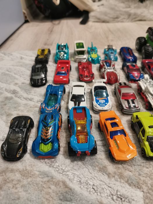Колички Hot Wheels