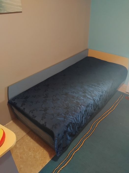 Секция+бюро+легло с повдигащ се механизъм