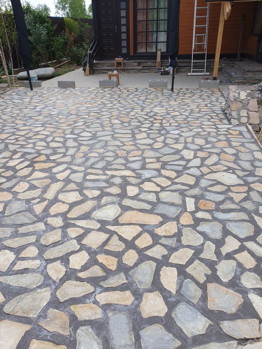 Piatra naturala de munte, montaj piatra naturala, piatra de munte