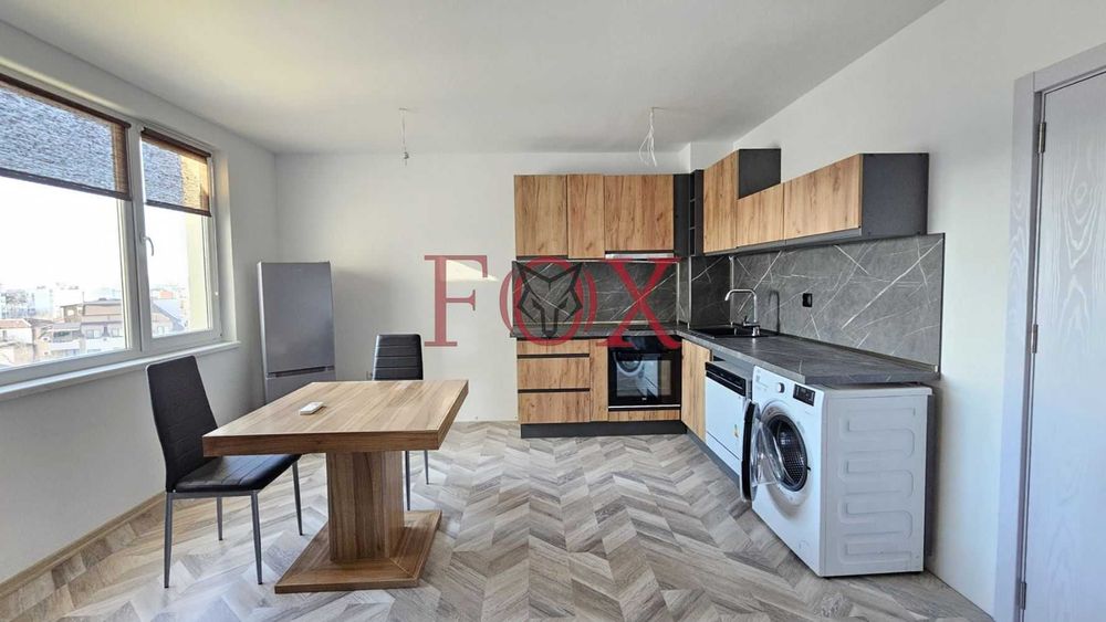 Дава се под наем Тристаен апартамент в Варна, Възраждане 2 - 100 кв.м за 561 € - Снимка #4