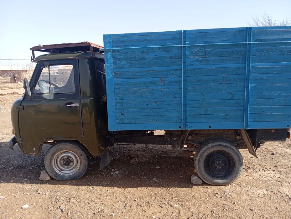 УАЗ бортовой продать