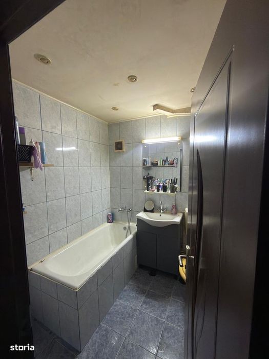 Vand apartament 3 camere Manastur