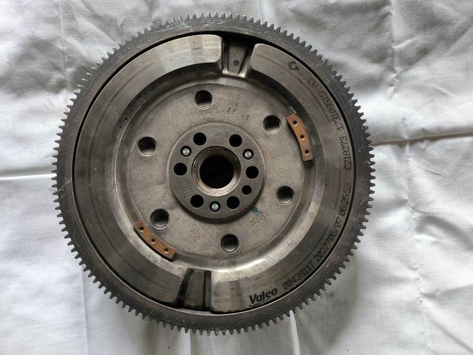 Volanta masa dubla Dacia Renault 1.0 tce 28000km