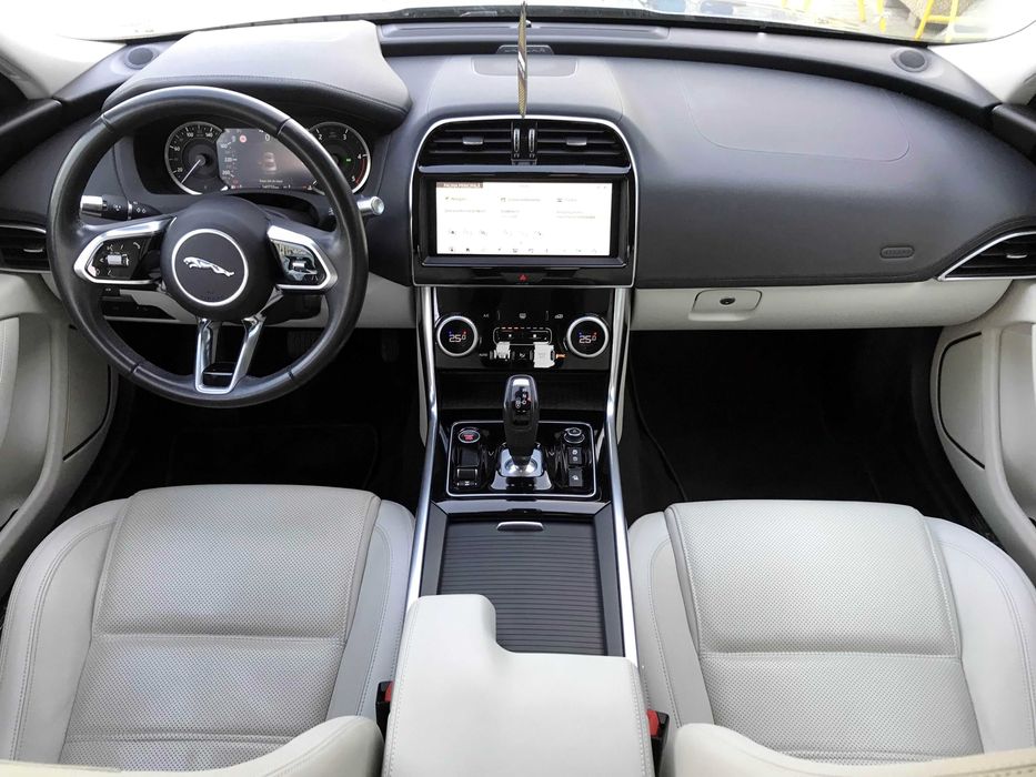 Jaguar XE=Facelift= 2.0d Automat 2020