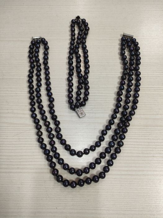 Комплект из черного жемчуга