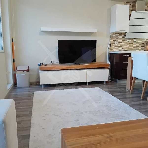 Продава се Тристаен апартамент в Асеновград - 100 кв.м за 1046 €/кв.м - Снимка #2