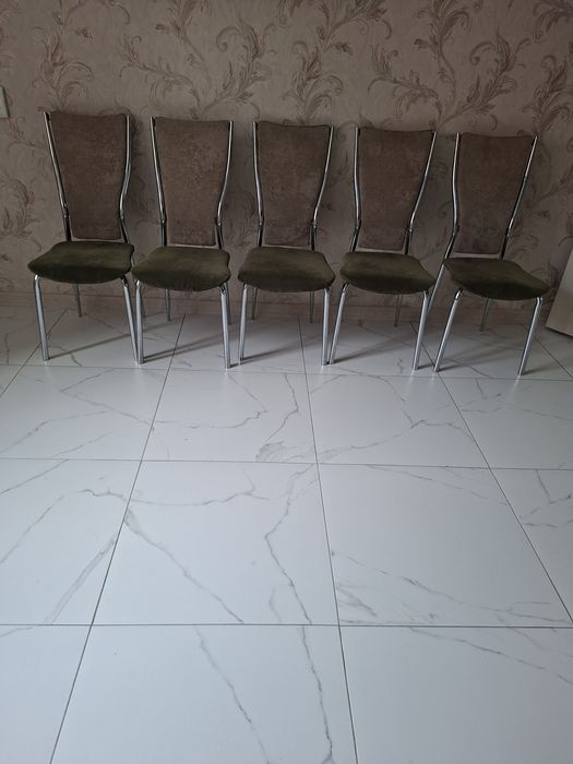 Стулья 5 штук в отл.состоянии