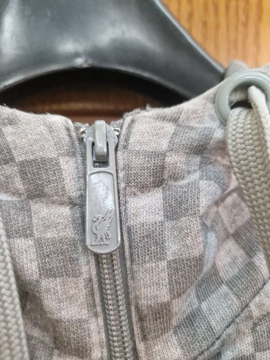 Суичър на Liverpool