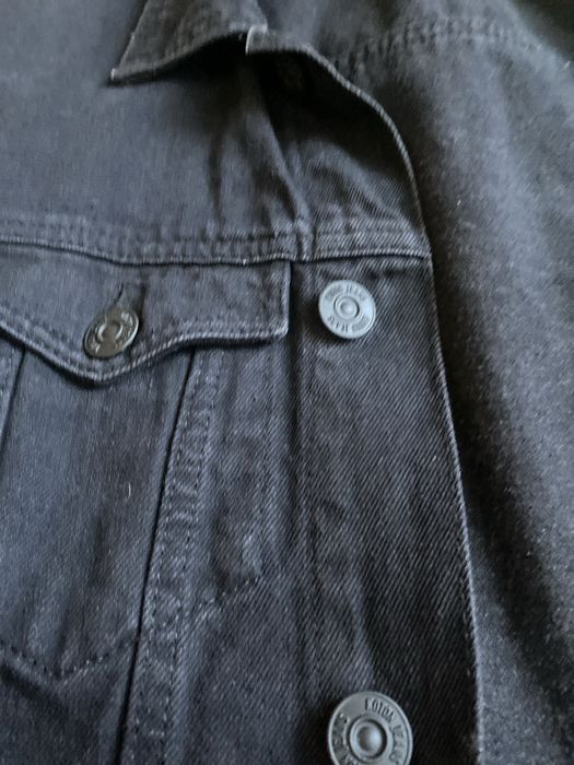 Куртка джинсовая
