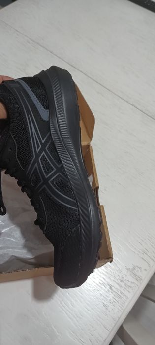 Asics jolt 5 нови !дамски обувки 37 номер цена 35 eur