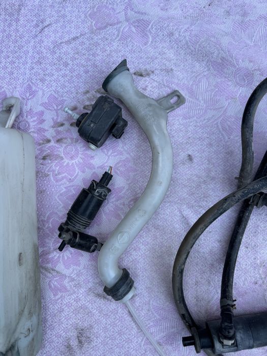 Бачок омывателя Nissan note 2012