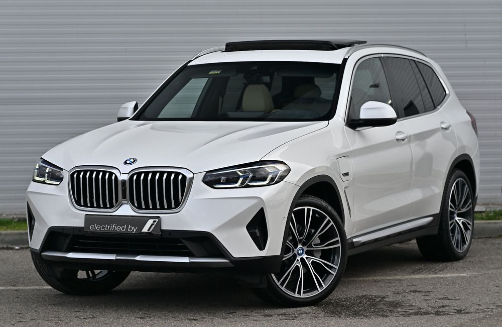 BMW X3 BMW x3 xDrive30e electrified by i  alb perlat