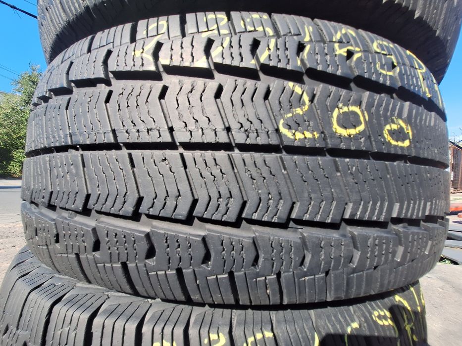 4 anvelope allseasons 235/65r16C General 2019 Montaj Gratuit