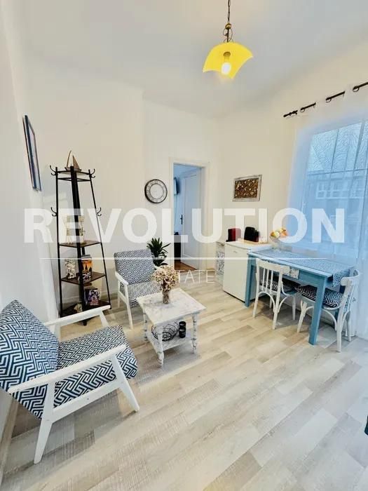 Дава се под наем Двустаен апартамент в Варна, ВИНС - 45 кв.м за 450 € - Снимка #3