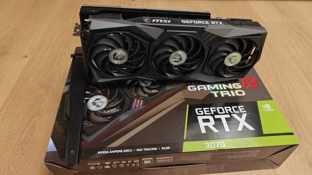 Vand placa video Nvidia Rtx 3070, 8Gb ram Ddr 6!